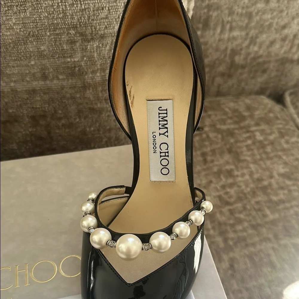 Jimmy Choo Black Patent Heels with Pearl Detail worn once. Size 37. - Picture 3 of 6